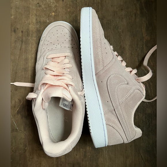 Nike Court Vision Low Sneakers, Women’s Size 7 - Picture 10 of 10